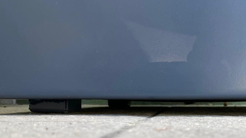 Donica aluminiowa na standardowych nóżkach